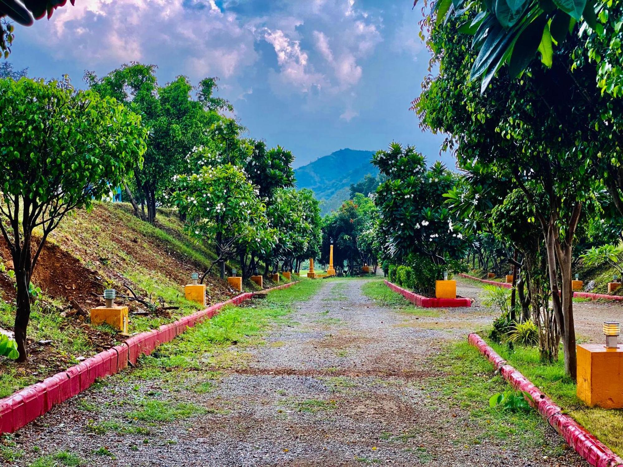 Udai Nature Valley Resort By An Hotels-A Peacefull River Retreat Udaipur Dış mekan fotoğraf